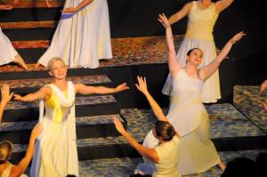 dance to the glory of god